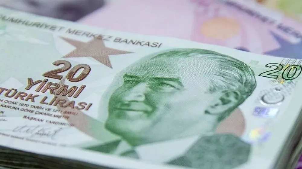 Yeni banknotlar yeni imzalarla piyasaya sürülüyor