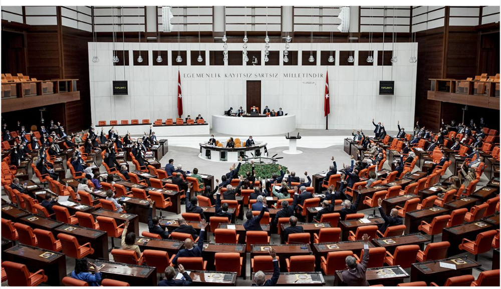 3600 Ek Gösterge Düzenlemesi TBMM Yolunda! Maaş ve İkramiyelerde Büyük Artış Bekleniyor