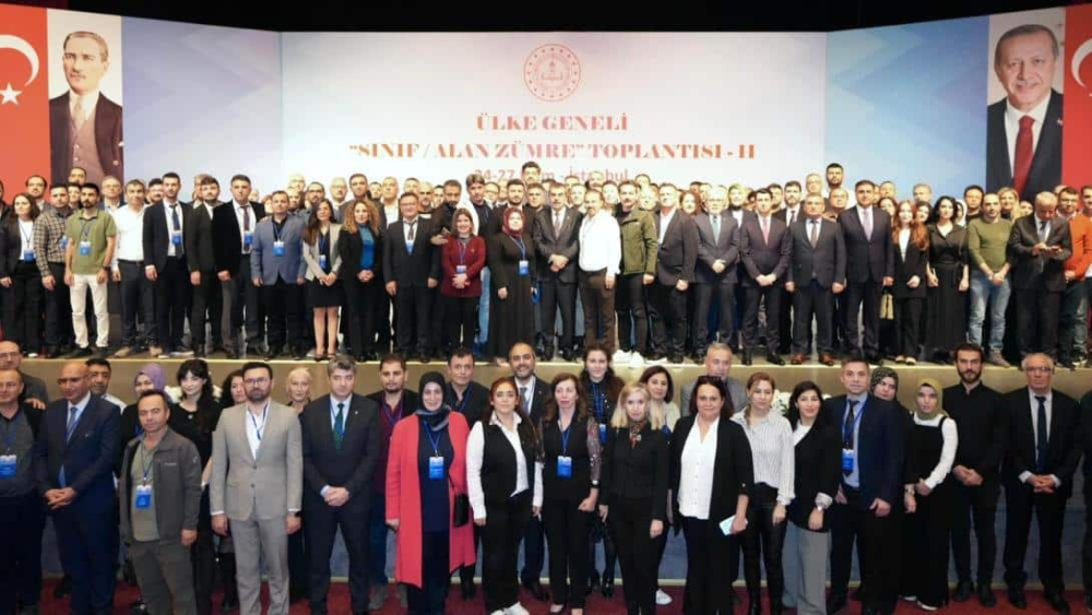 Bakan Yusuf Tekin’den zümre toplantısında öğretmenlere teşekkür