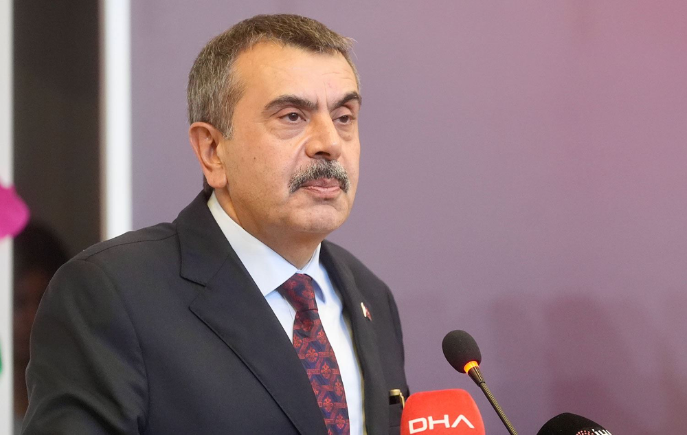 Lise Eğitimini Kökten Değiştirecek Yeni Model! Bakan Tekin Açıkladı