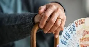 SSK ve Bağ-Kur Emeklileri İçin Kritik Ay: Kim Ne Kadar Maaş Alacak?