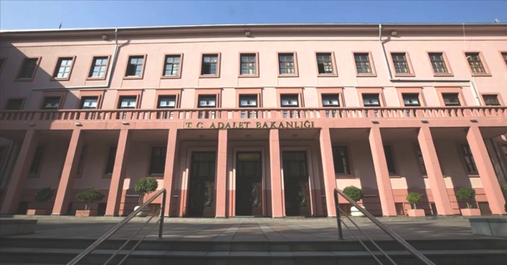 Adalet Bakanlığı 5000 personel alımı başvuru tarihi ve şartları belli oldu