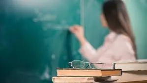 Eş Durumu Tayini Çıkmayan Öğretmenlere MEB’den Şaşırtan Teklif: Ücretsiz İzin!