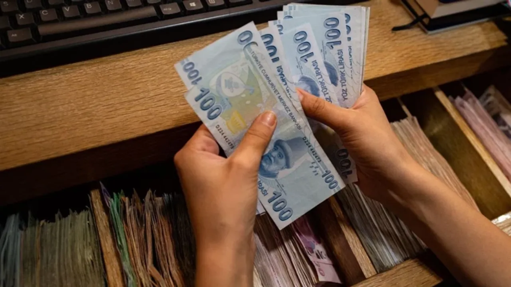 Memur ve emekli maaşına %2 zam kesinleşti