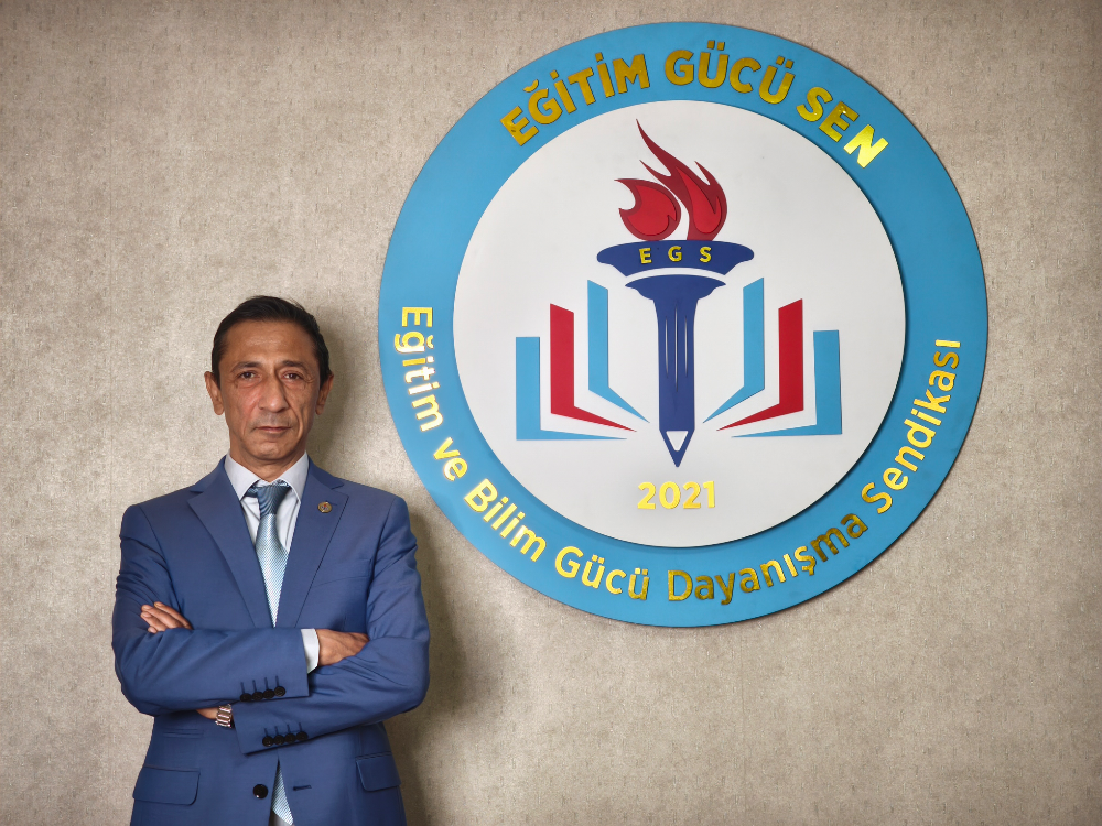 Özat: “ÖSYM YKS AYT’deki Skandalı Örtbas Etti!”