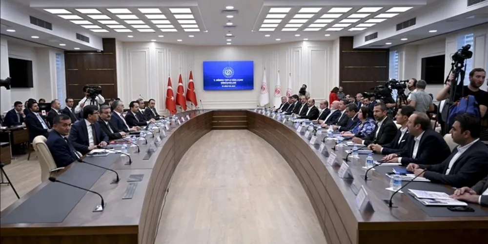 Toplu Sözleşme Masasında Tutanak Krizi: Memur-Sen